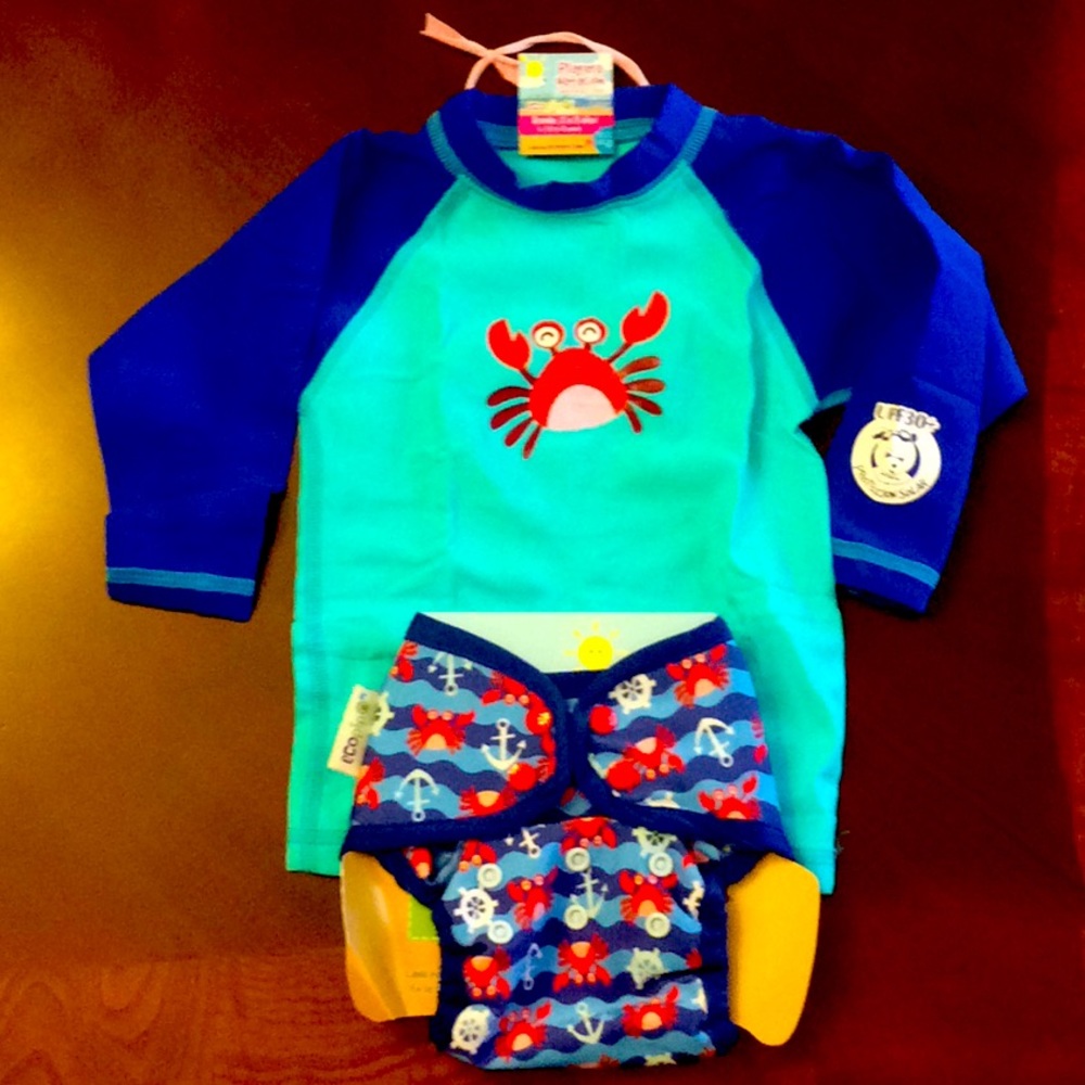 🦀Swimming t shirt and swimming cover diaper